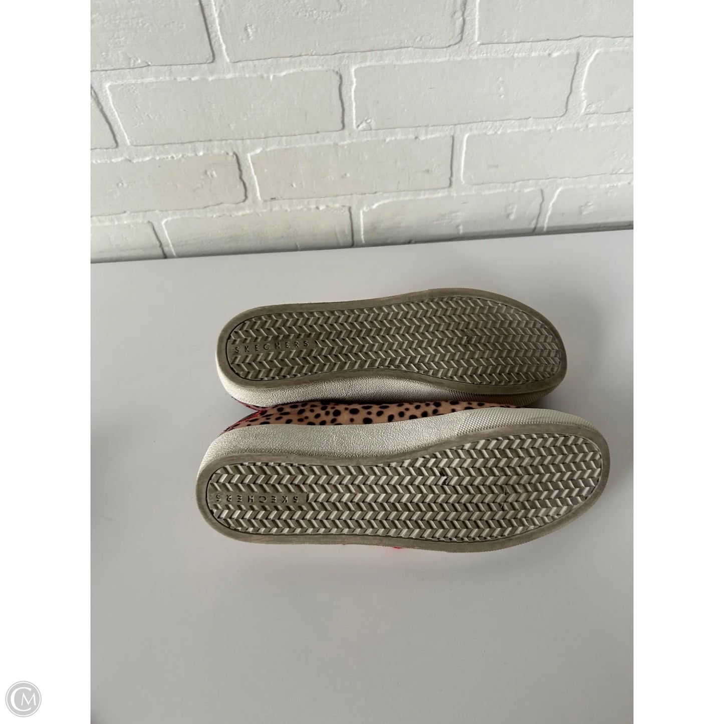 Shoes Sneakers By Skechers In Animal Print, Size: 9