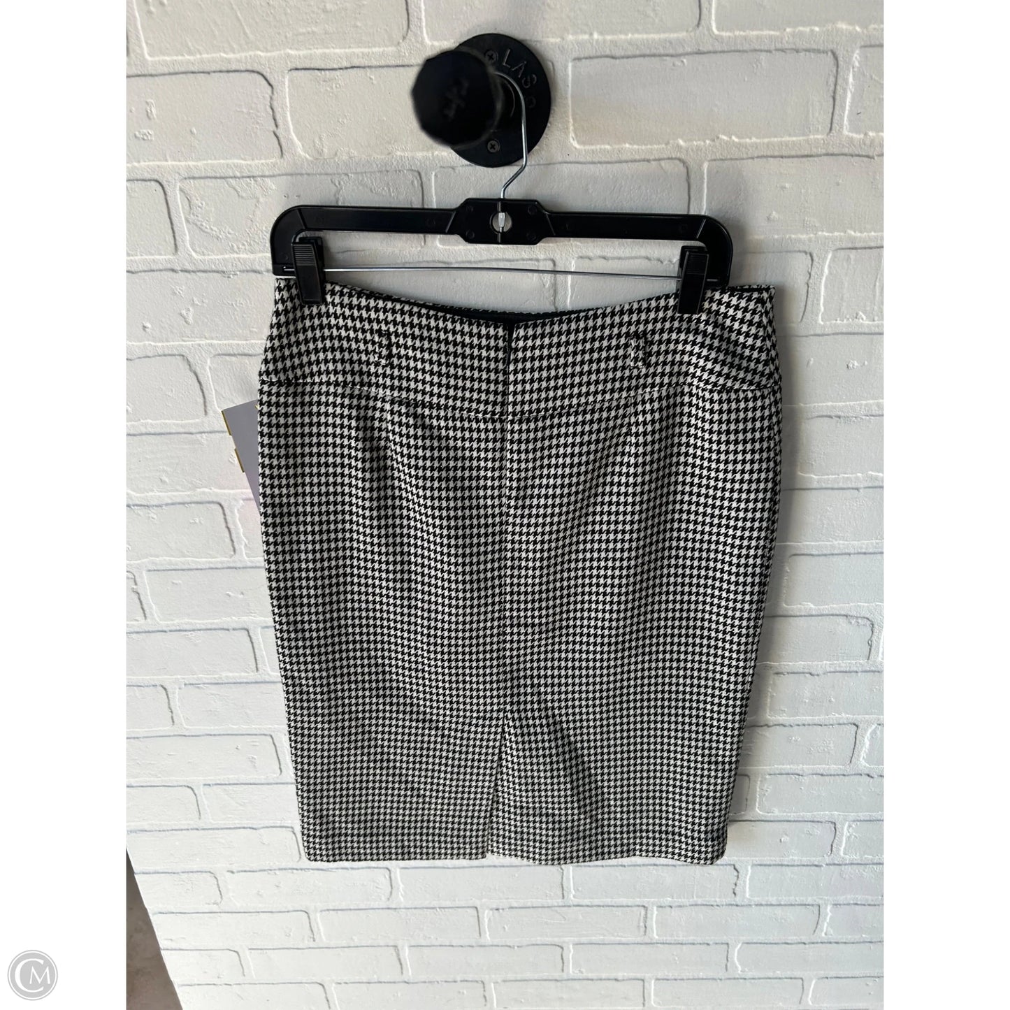 Skirt Midi By White House Black Market In Black & Cream, Size: 6