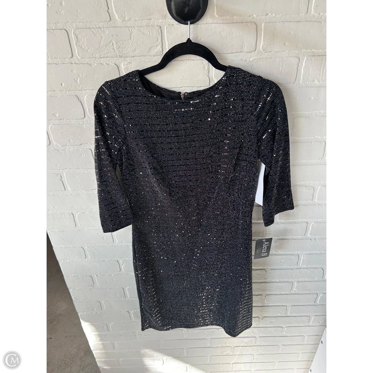 Dress Party Short By Clothes Mentor In Black & Silver, Size: M