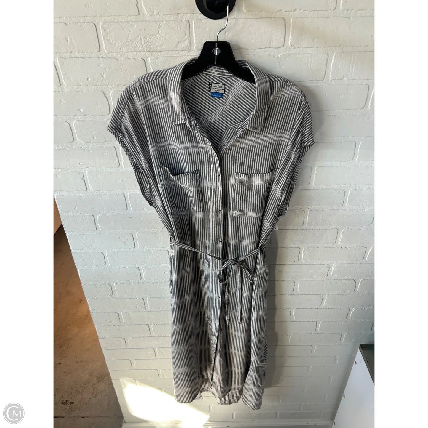 Dress Casual Maxi By Kavu In Grey & White, Size: Xl