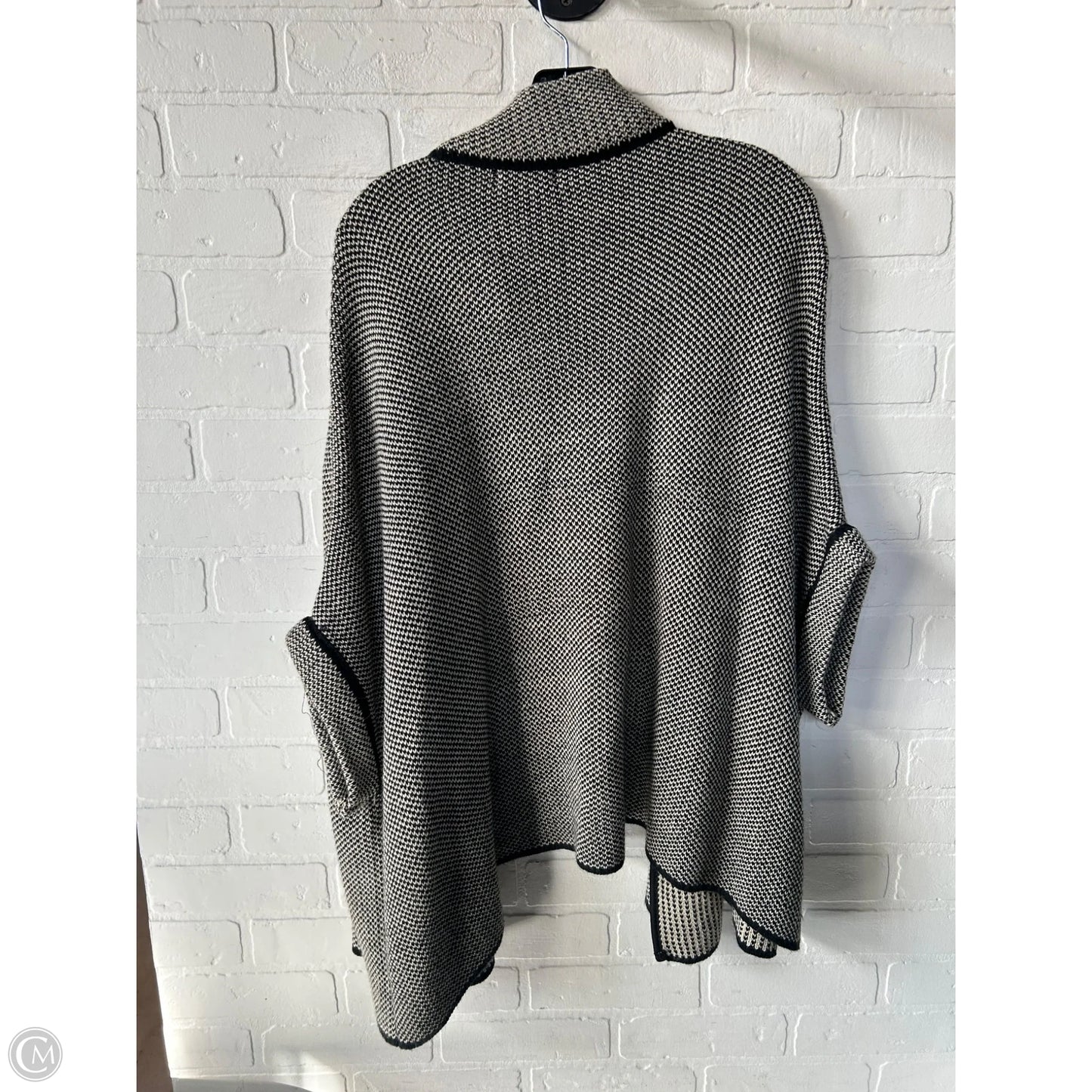 Poncho By Clothes Mentor In Black & Cream, Size: Osfm