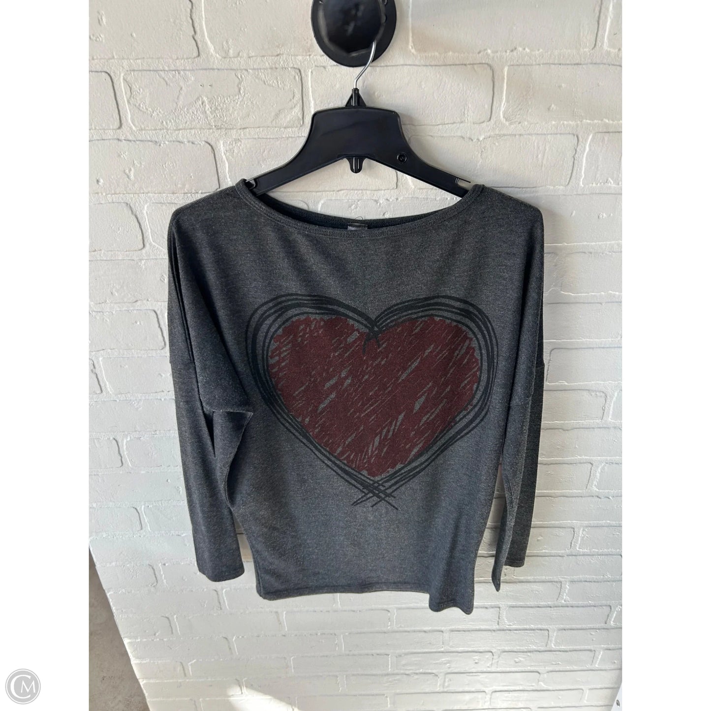 Top Long Sleeve By Clothes Mentor In Grey & Red, Size: M
