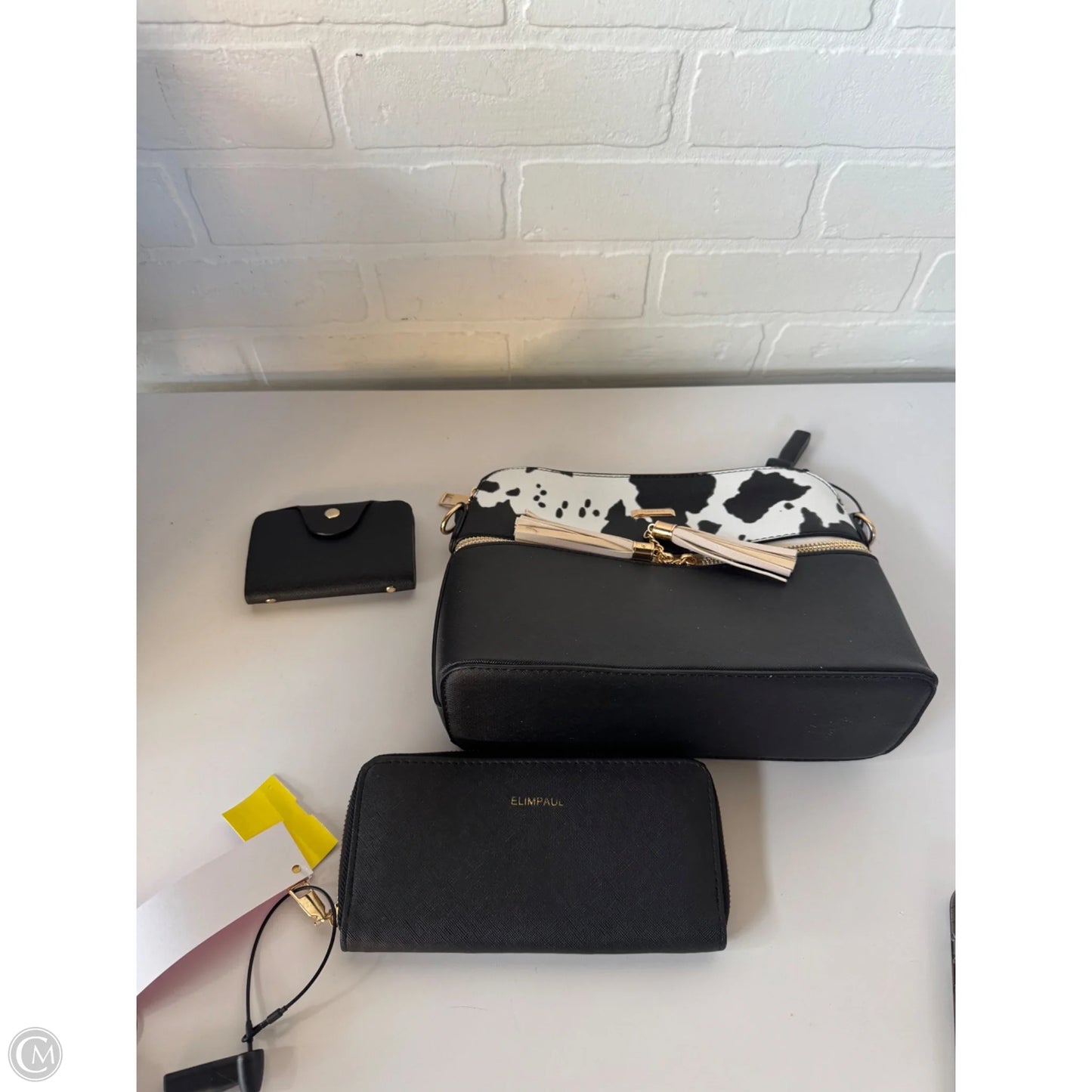 Tote By Clothes Mentor, Size: Medium