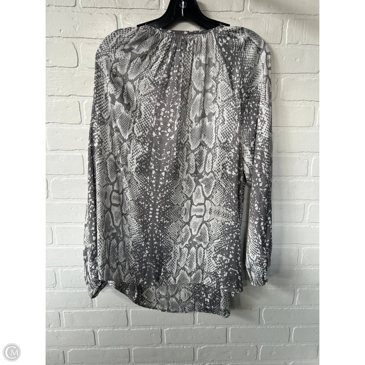 Top Long Sleeve By Lane Bryant In Grey & White, Size: L