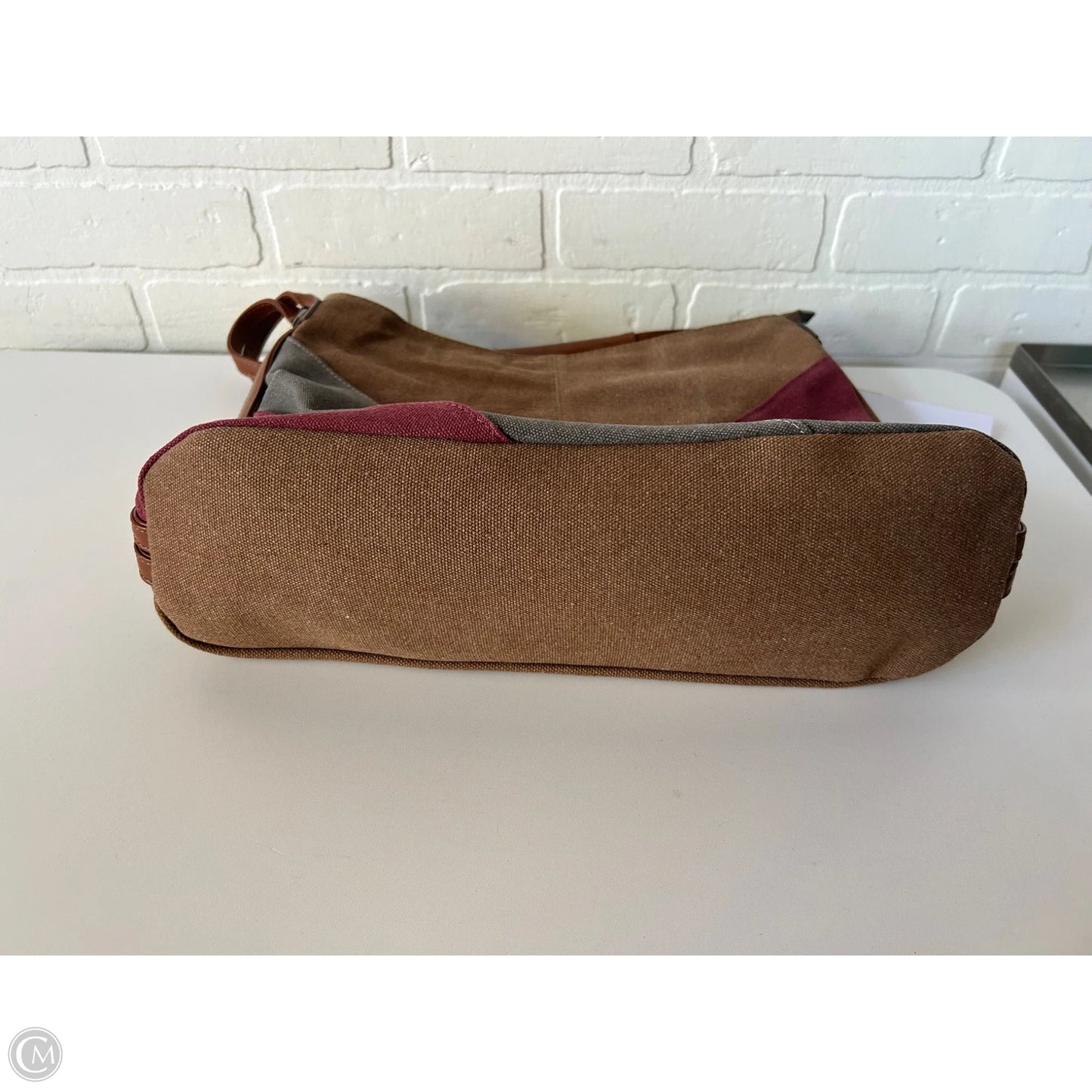 Handbag By Clothes Mentor, Size: Medium