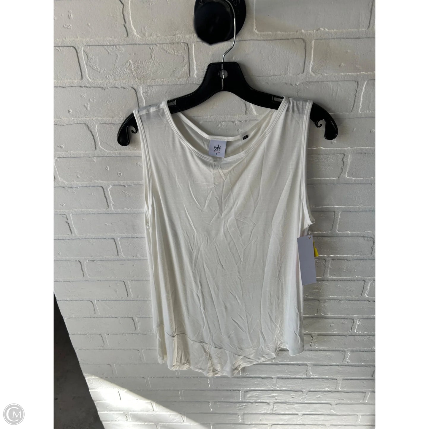 Top Sleeveless By Cabi In White, Size: S