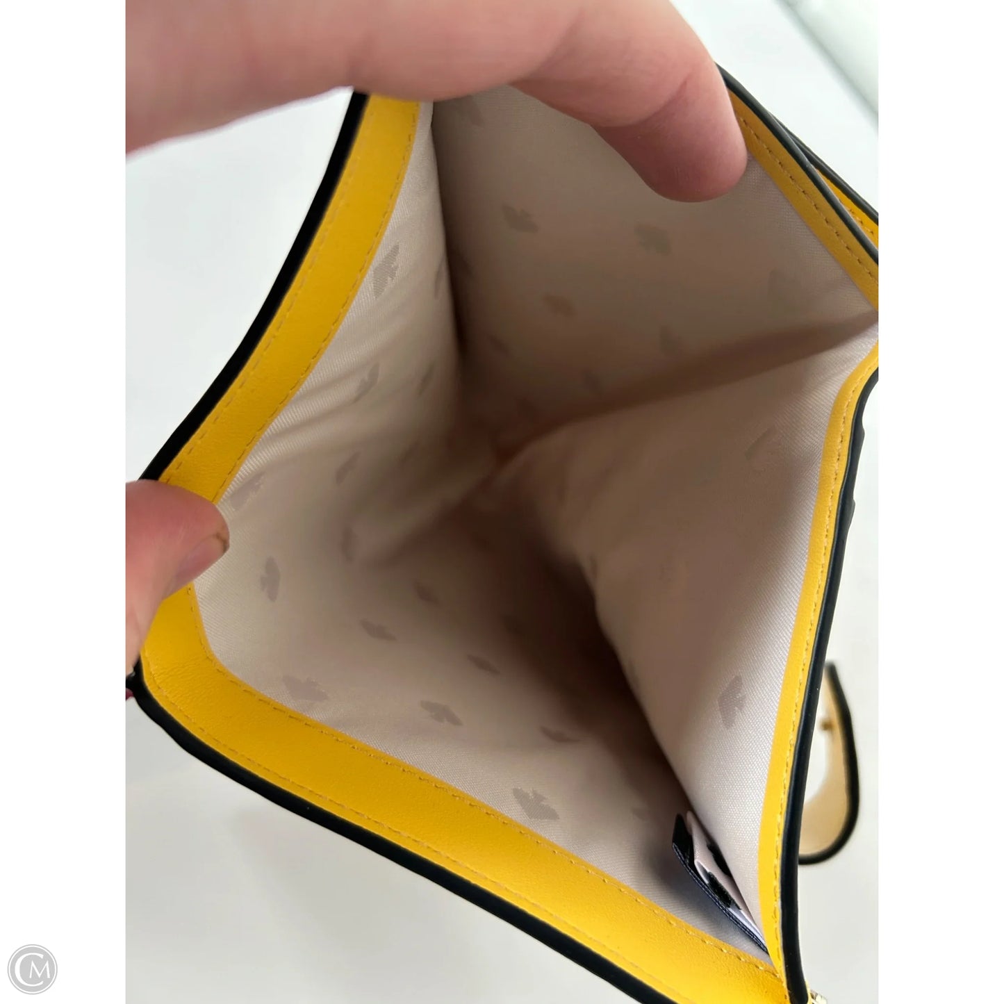 Wristlet Designer By Kate Spade, Size: Medium