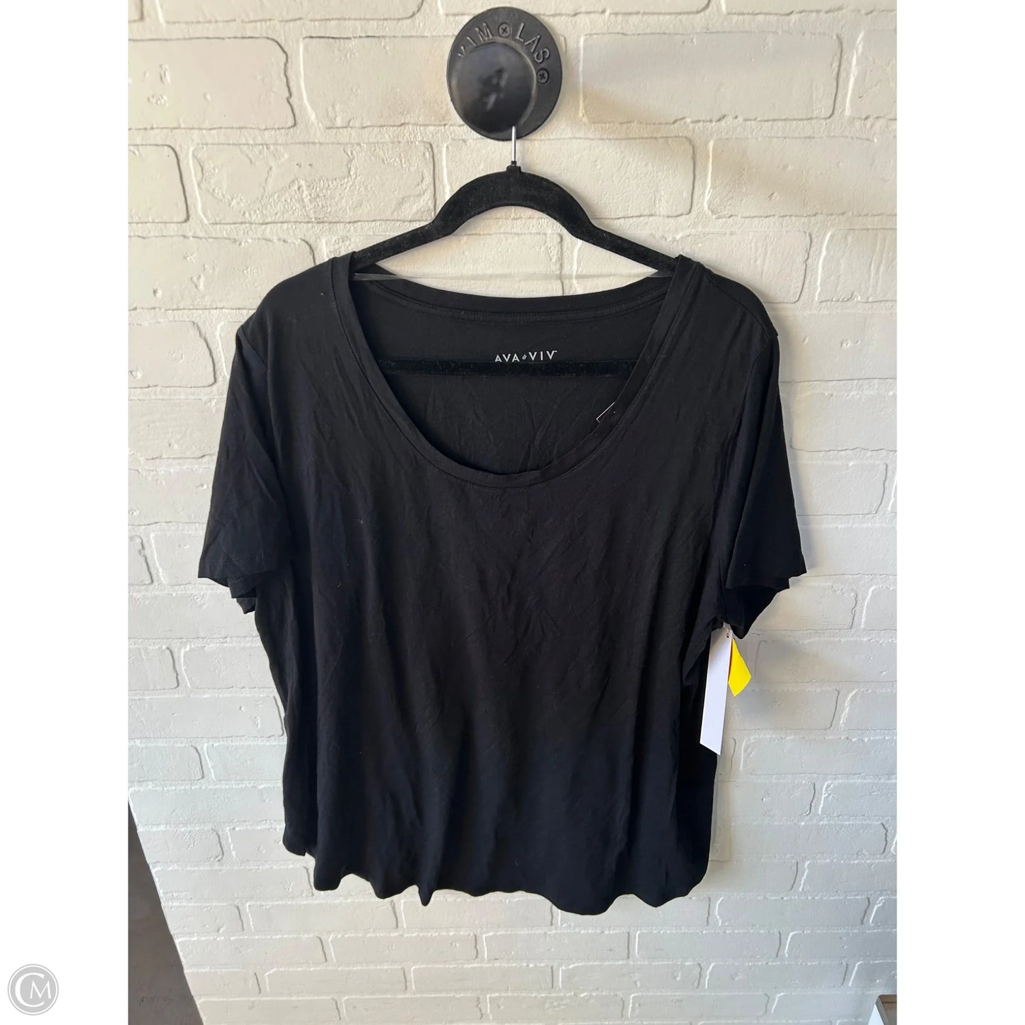 Top Short Sleeve Basic By Ava & Viv In Black, Size: 1x