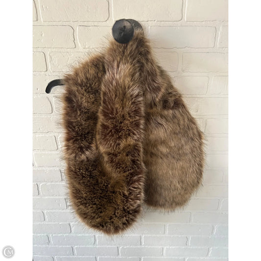 Scarf Winter By Clothes Mentor In Brown