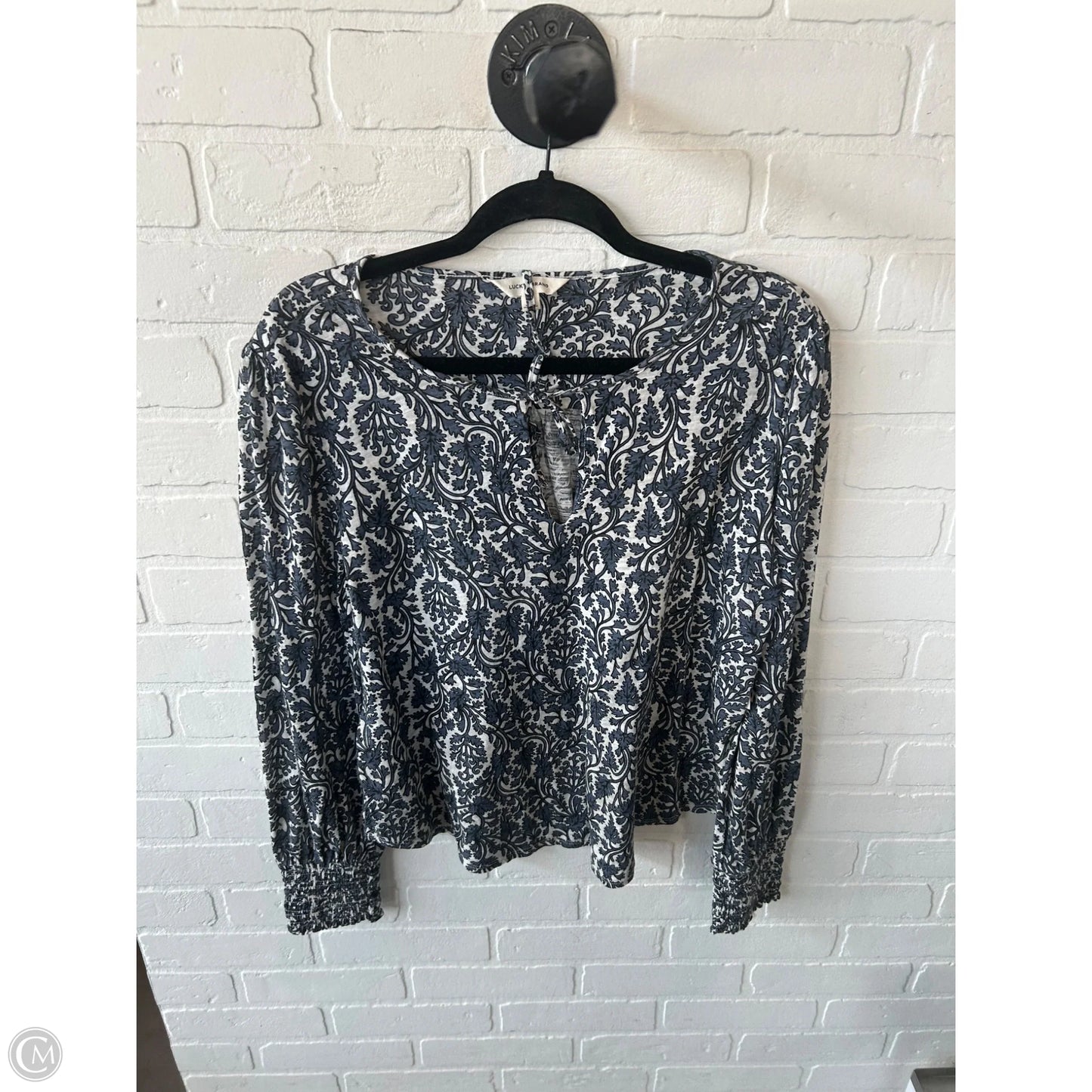 Top Long Sleeve By Lucky Brand In Blue & White, Size: M