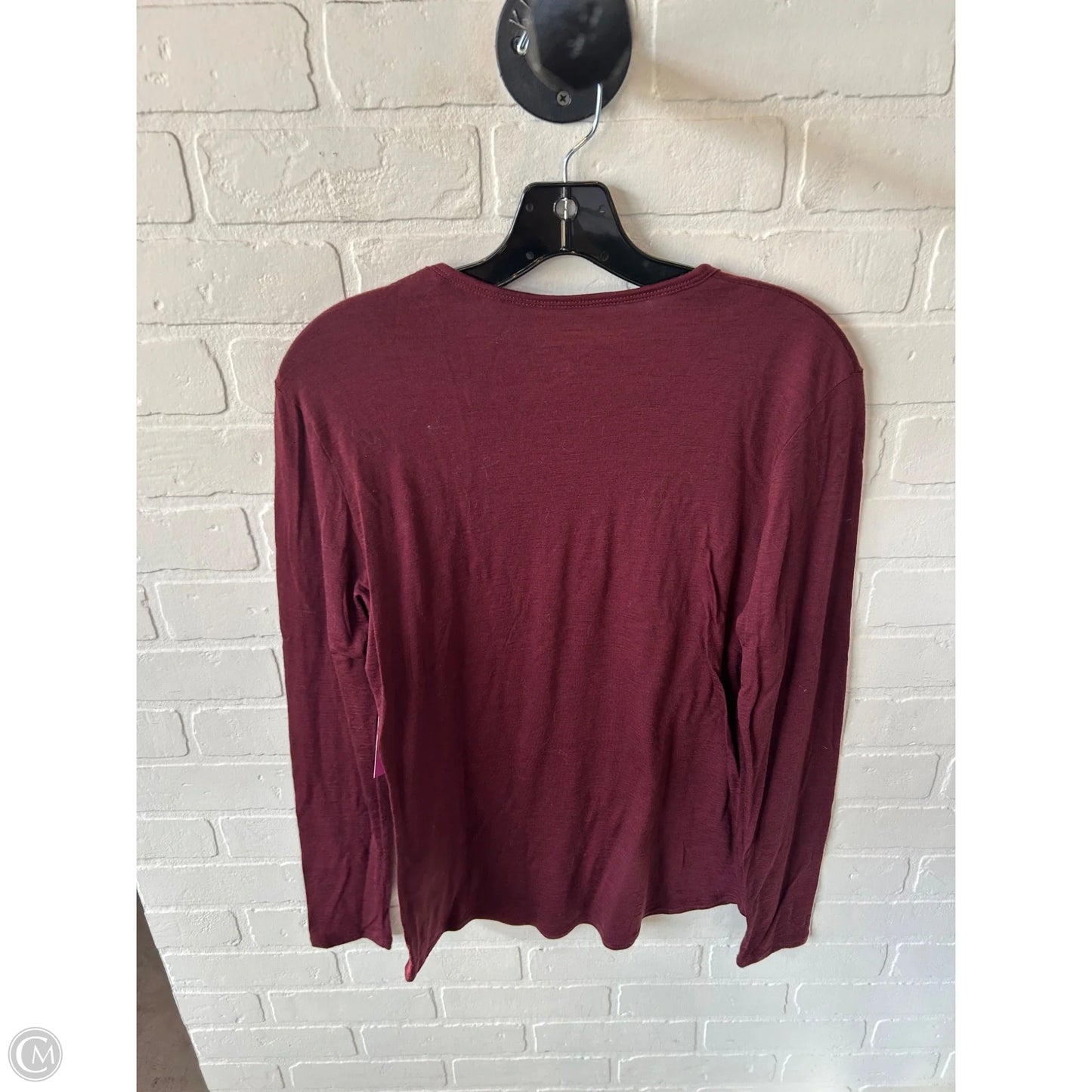 Top Long Sleeve Basic By Clothes Mentor In Red, Size: M