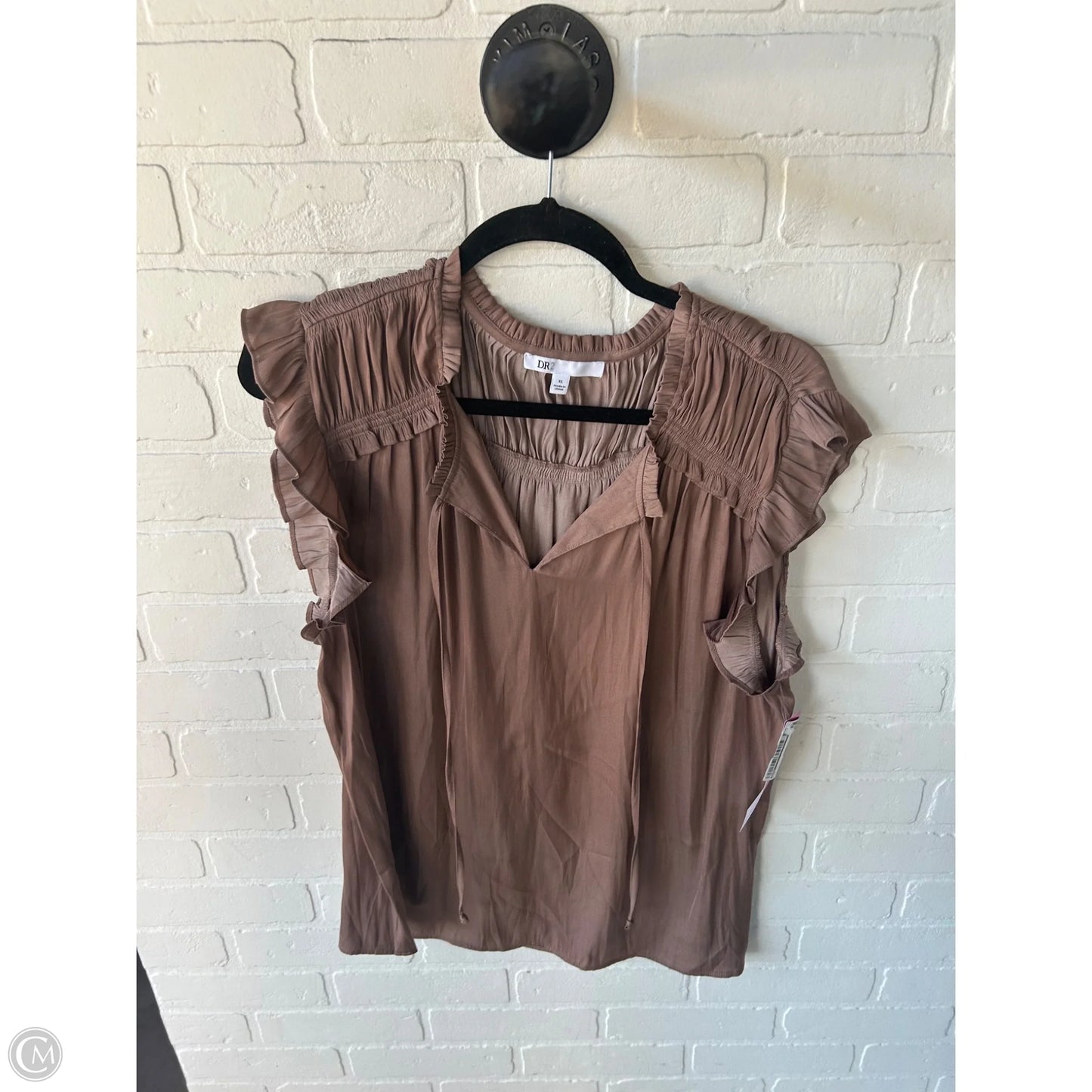 Top Short Sleeve By Dr2 In Tan, Size: Xl