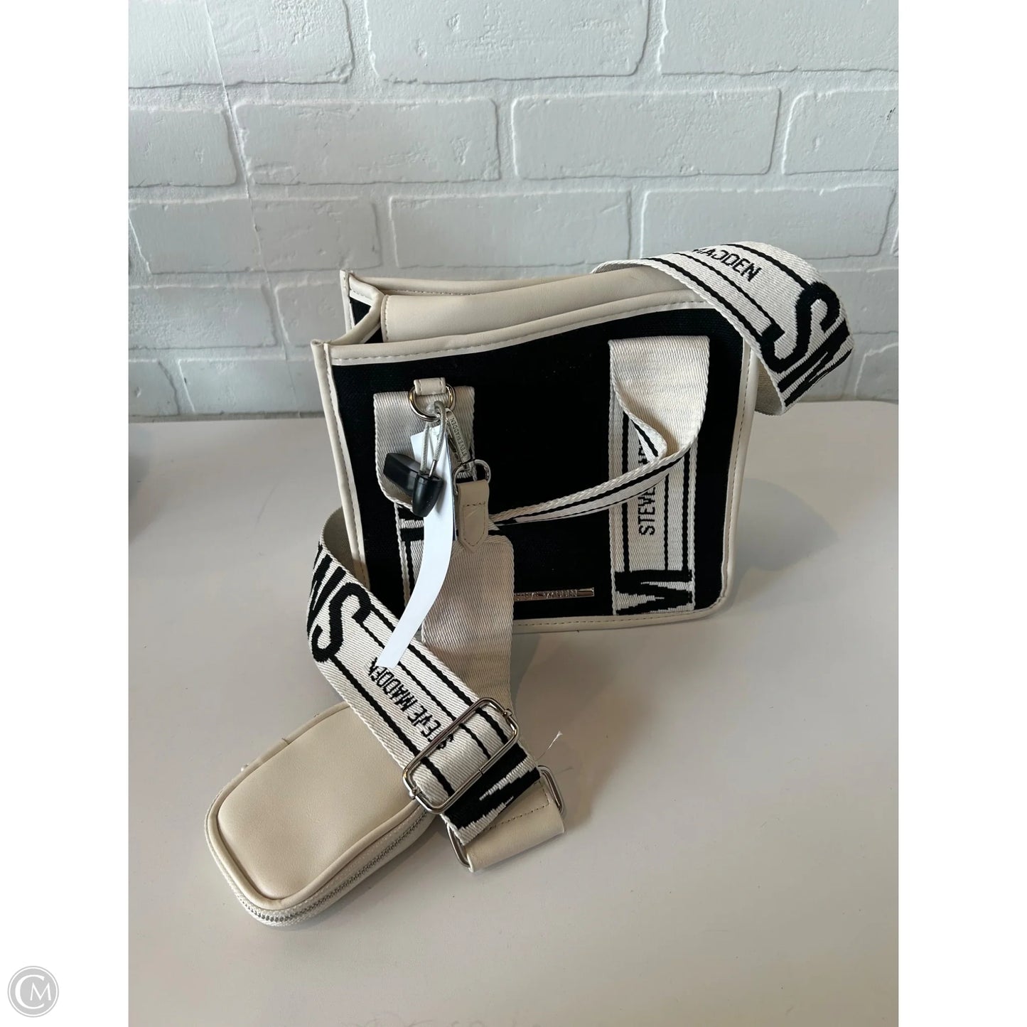 Crossbody By Steve Madden, Size: Small