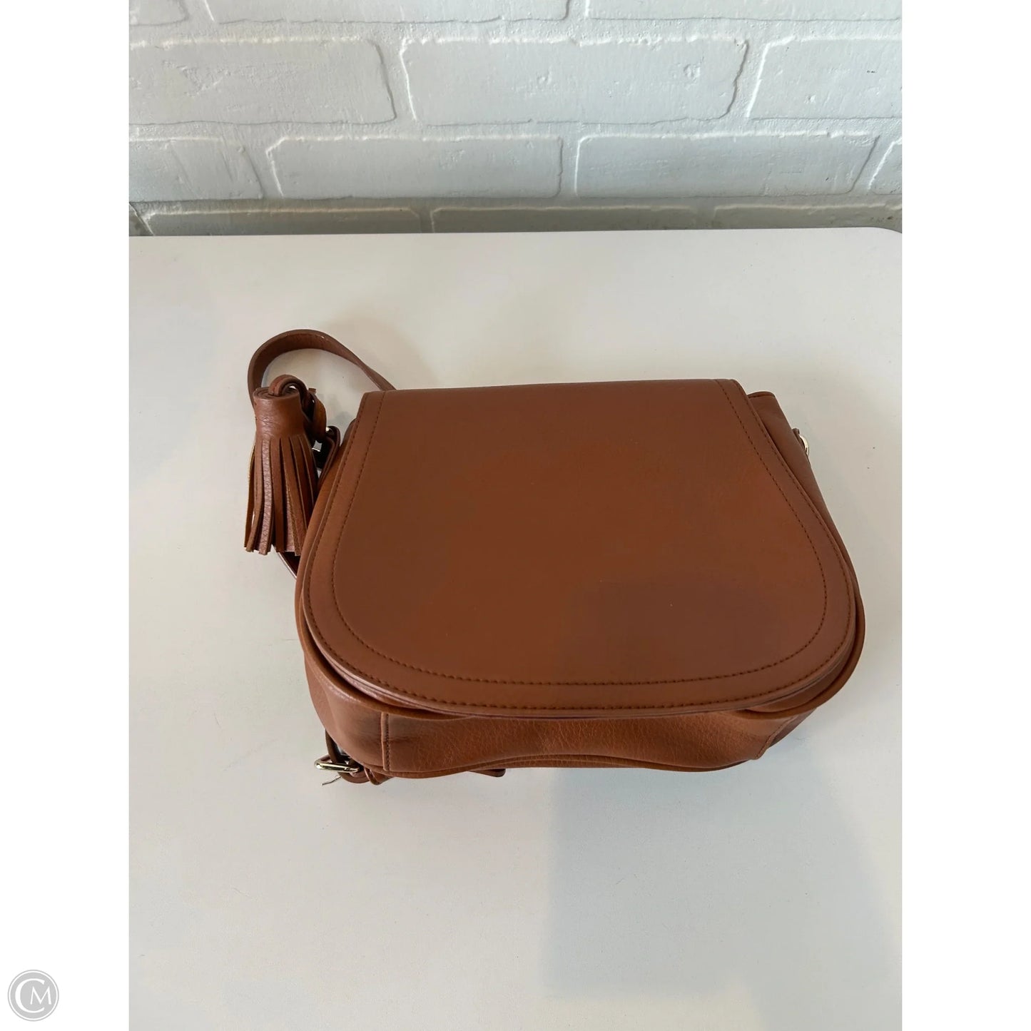 Crossbody By Clothes Mentor, Size: Medium