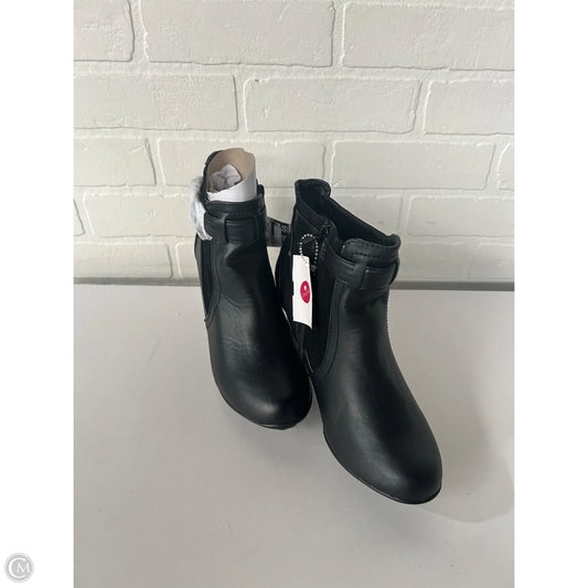Boots Ankle Heels By Clothes Mentor In Black, Size: 8