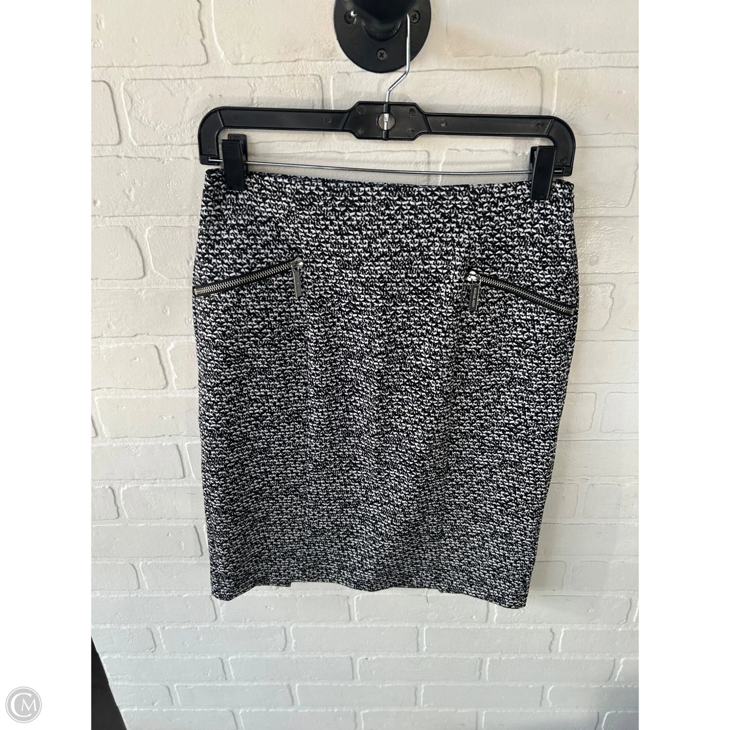 Skirt Mini & Short By Michael By Michael Kors In Black & White, Size: 4