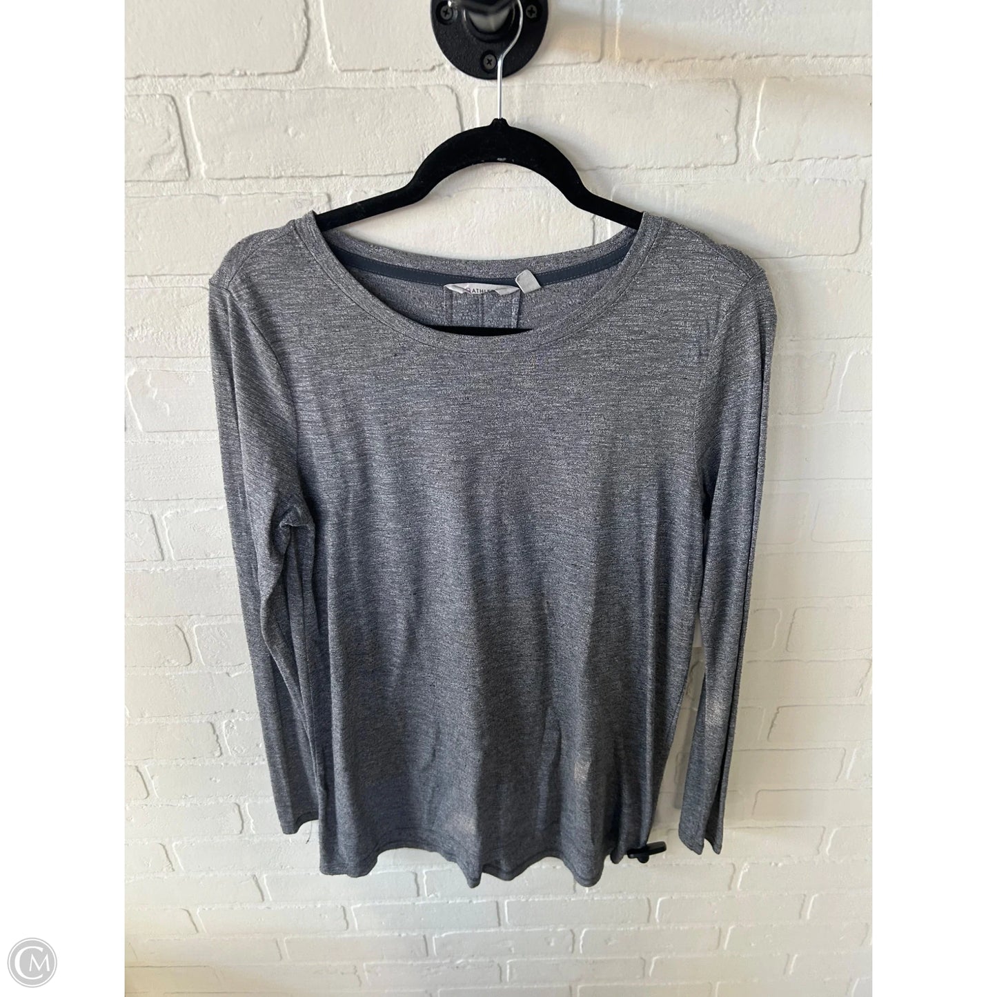 Athletic Top Long Sleeve Crewneck By Athleta In Grey, Size: M