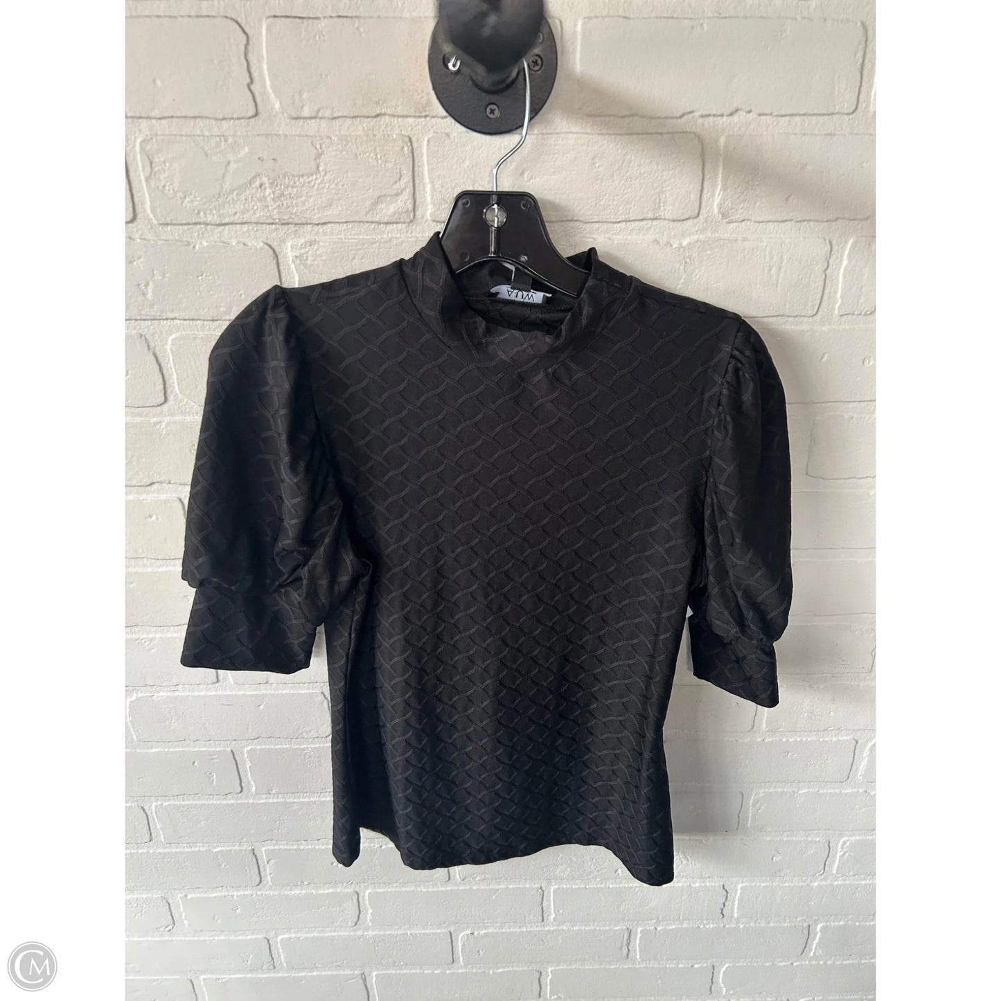 Top Short Sleeve By Auw In Black, Size: S