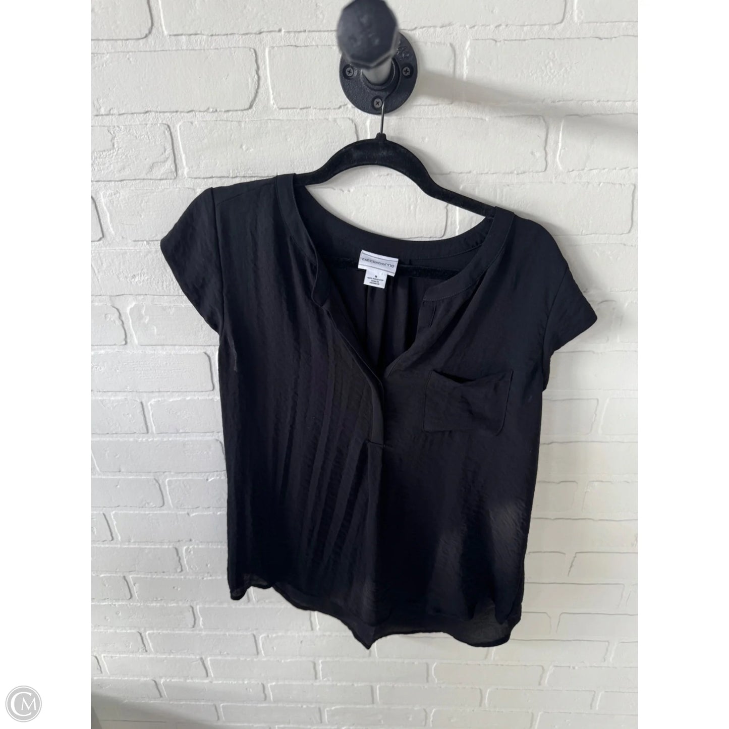 Top Short Sleeve By Liz Claiborne In Black, Size: M