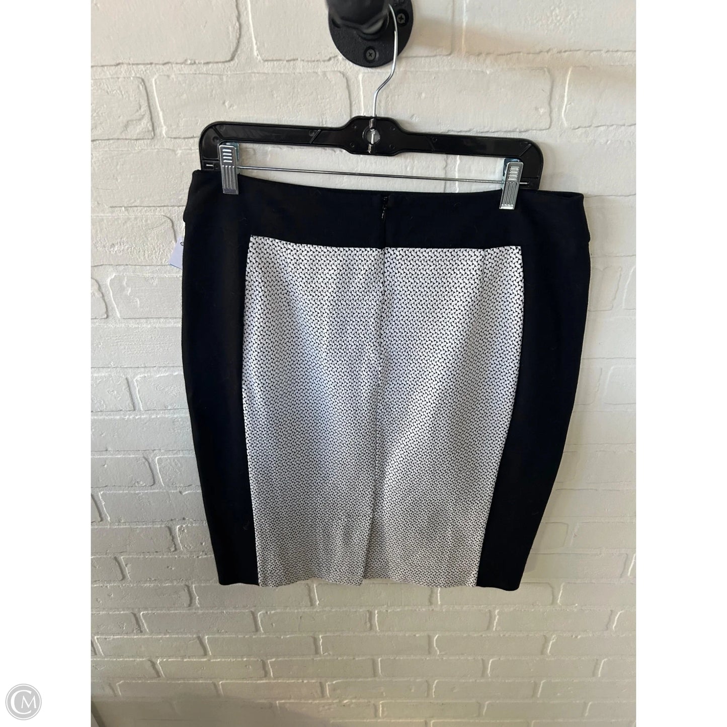 Skirt Midi By Liz Claiborne In Black & White, Size: 12