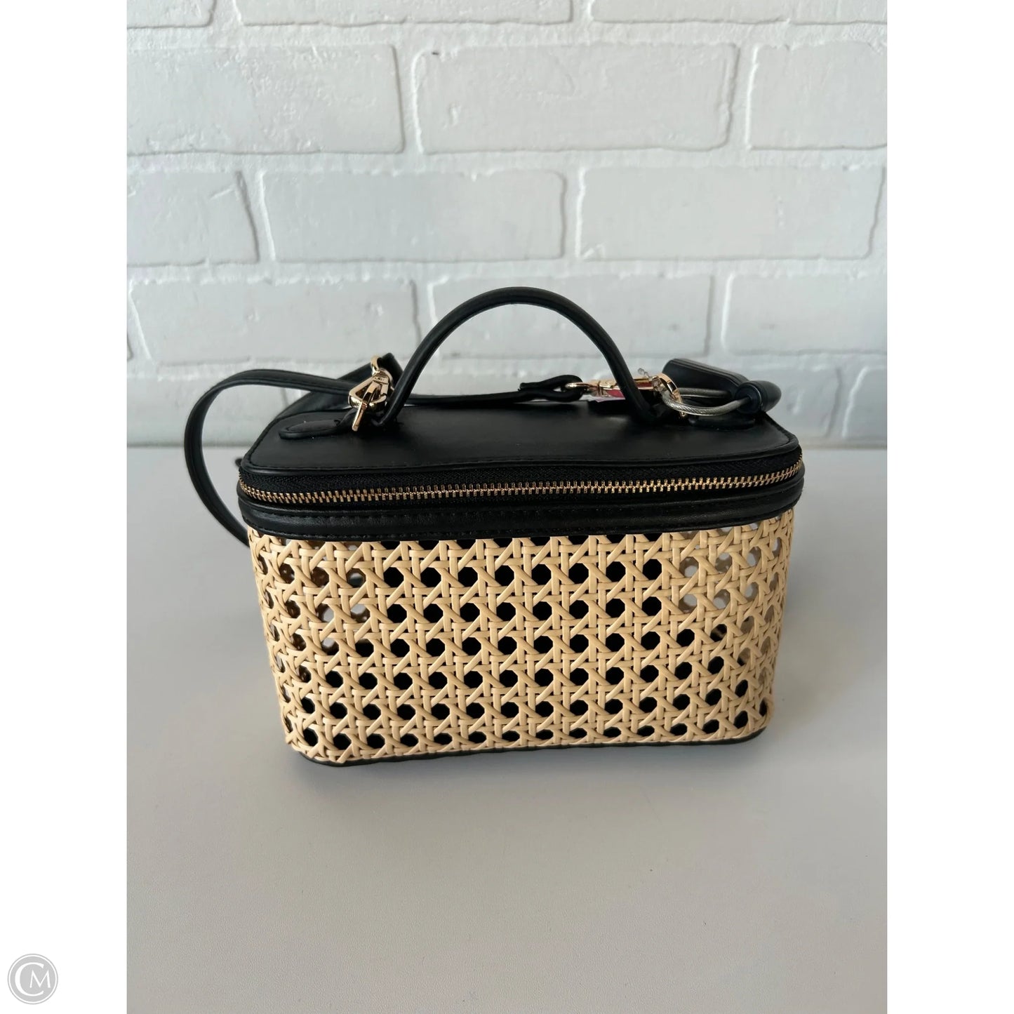 Crossbody By A New Day, Size: Small