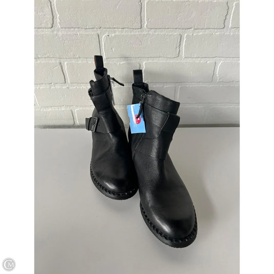 Boots Ankle Flats By Gentle Souls In Black, Size: 9
