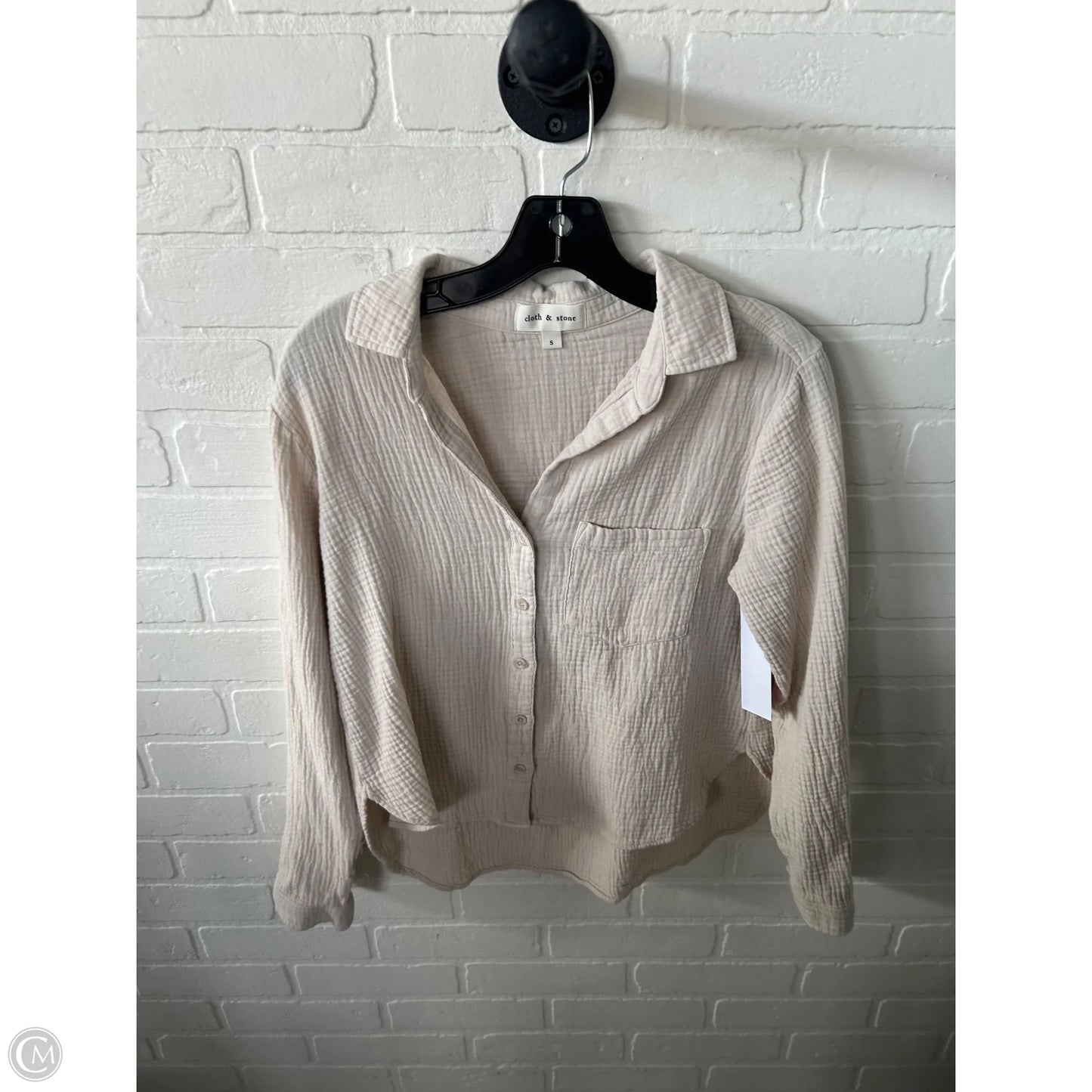 Top Long Sleeve By Cloth & Stone In Tan, Size: S