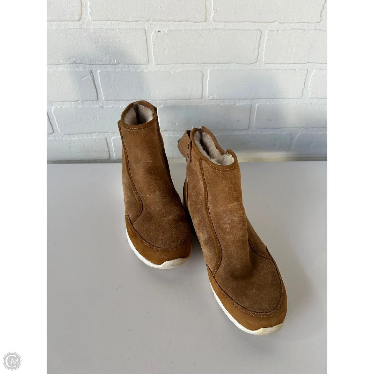 Boots Designer By Ugg In Brown, Size: 7