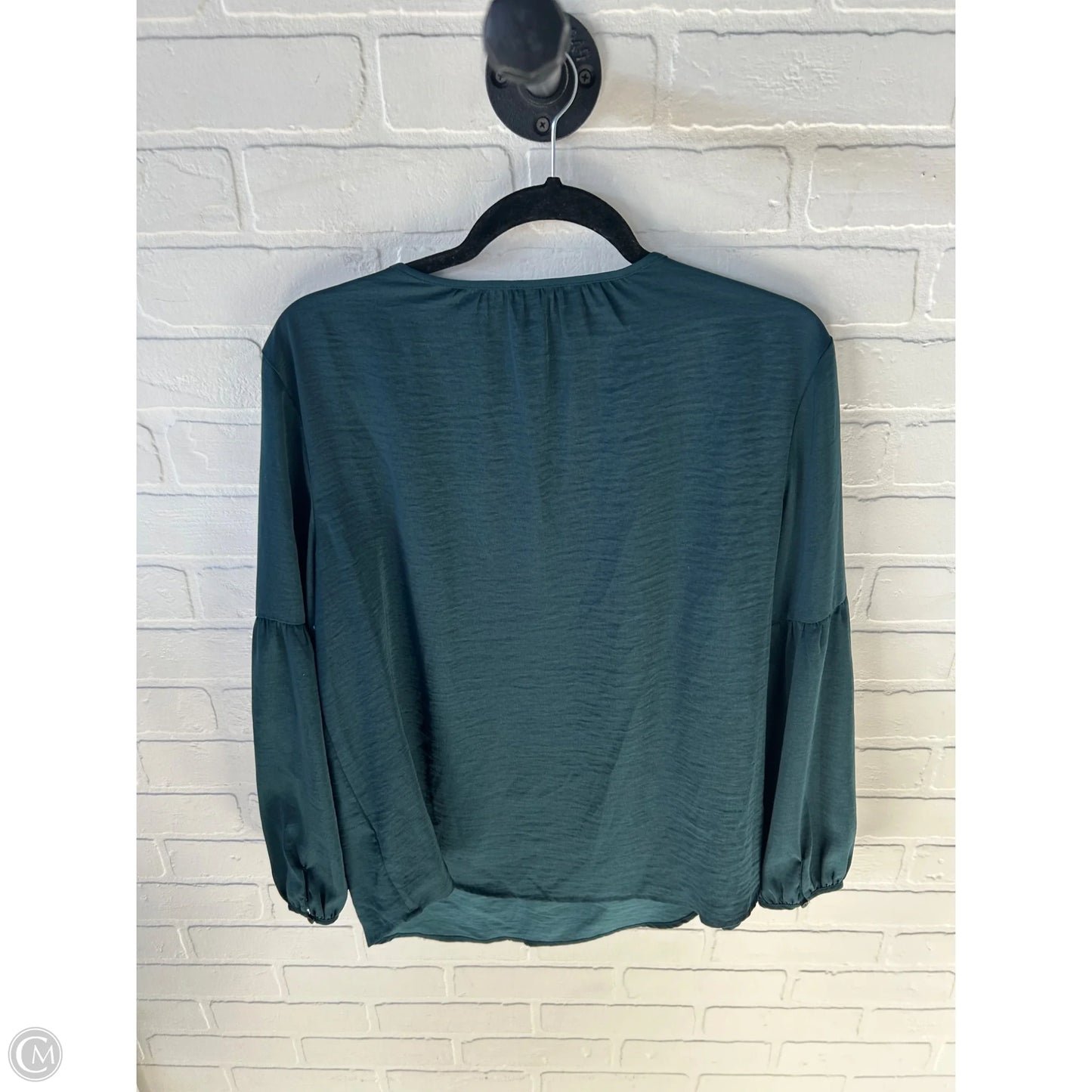 Top Long Sleeve By Old Navy In Green, Size: L