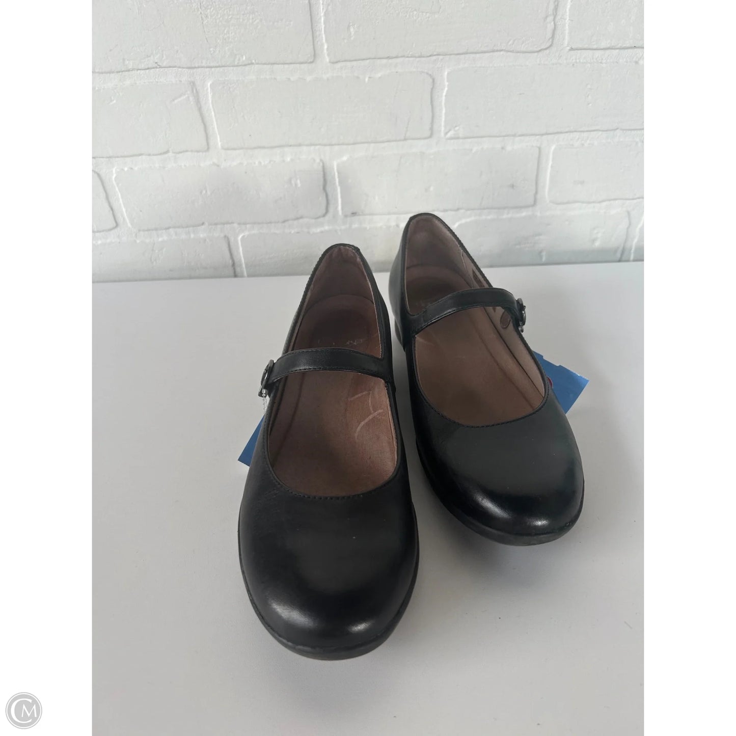 Shoes Flats By Dansko In Black, Size: 7.5