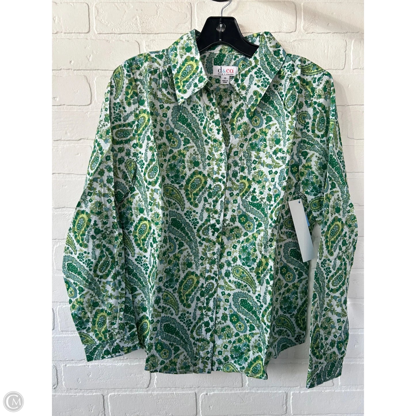 Top Long Sleeve By D&co. In Green & White, Size: Xs