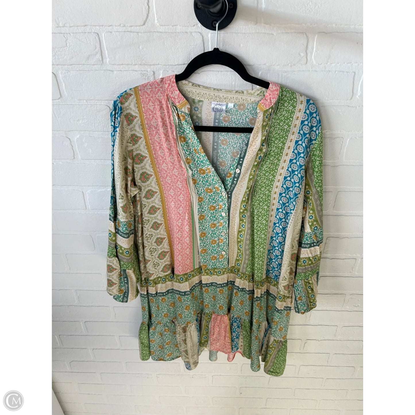 Top Long Sleeve By Clothes Mentor In Green & Pink, Size: L