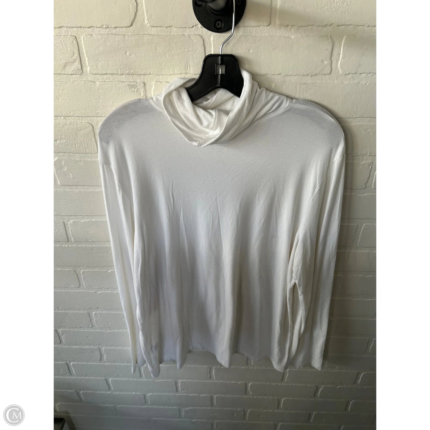 Top Long Sleeve Basic By Chicos In White, Size: Xl