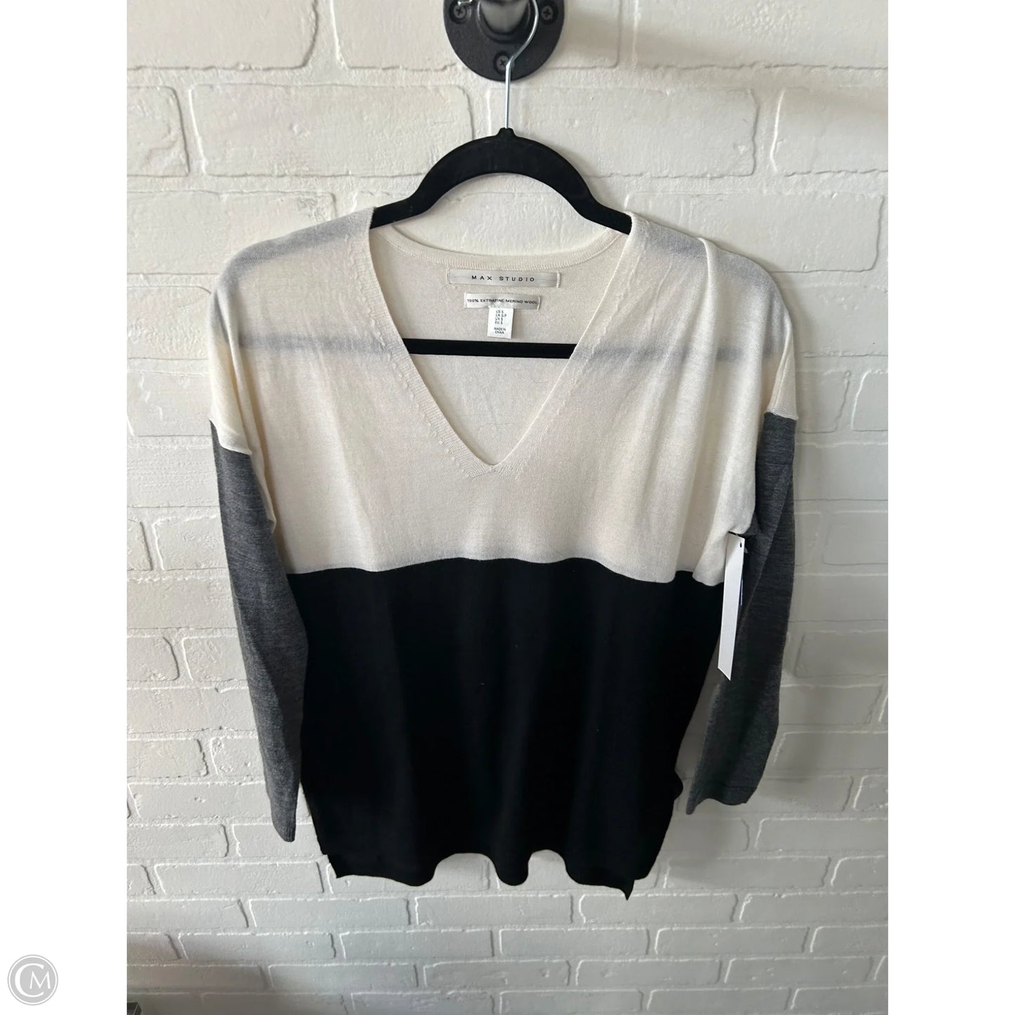 Sweater By Max Studio In Black & Cream, Size: S