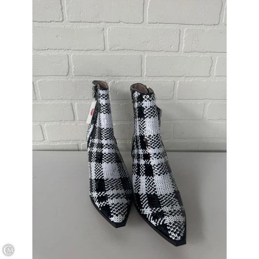 Boots Ankle Heels By Betsey Johnson In Black & White, Size: 10