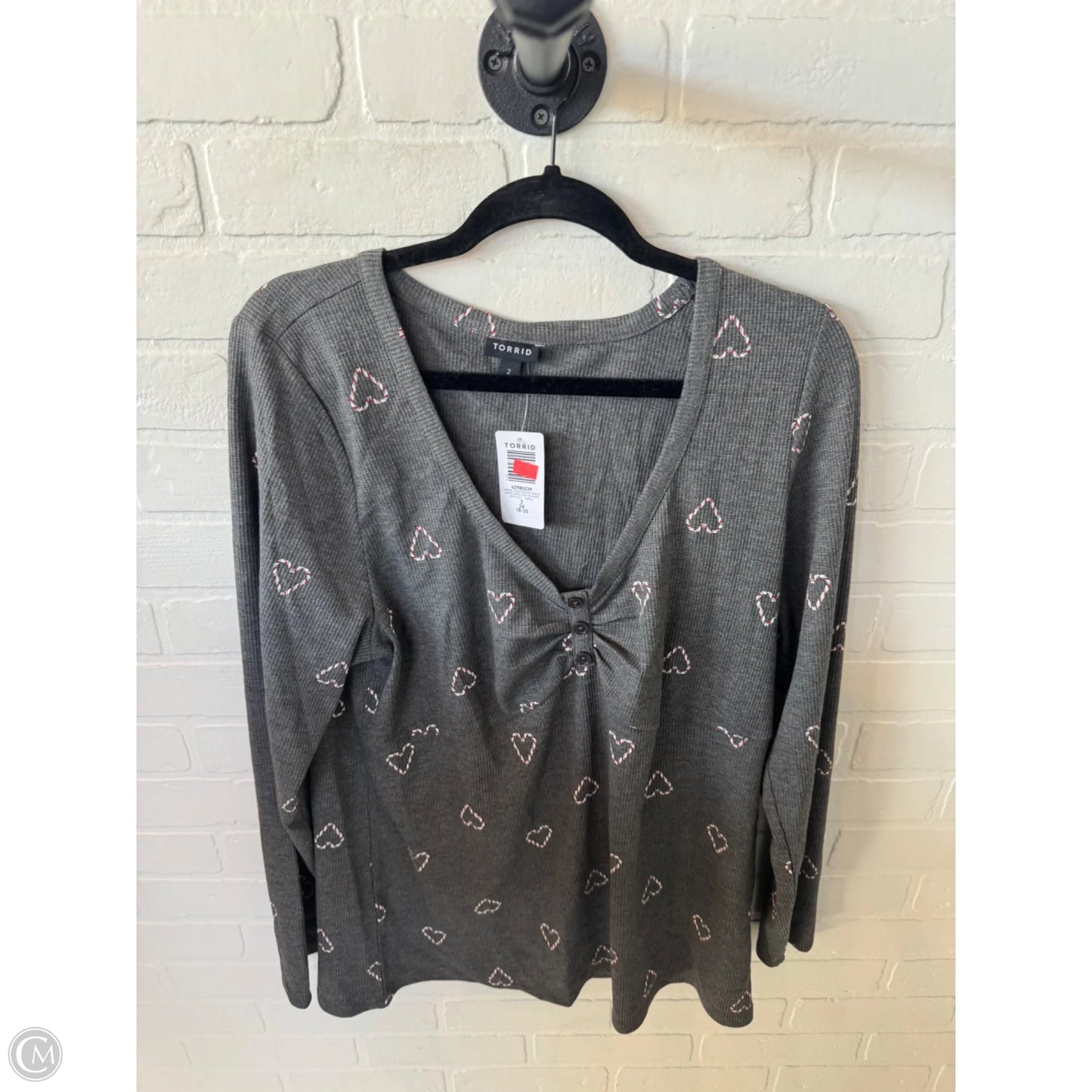 Top Long Sleeve By Torrid In Grey & Red, Size: 2x