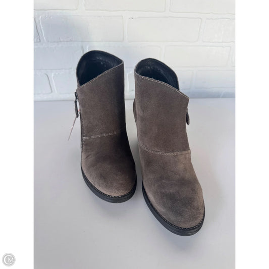 Boots Ankle Heels By Taos In Brown, Size: 7