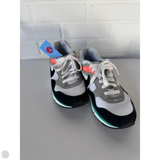 Shoes Athletic By Nike In Black & White, Size: 7.5