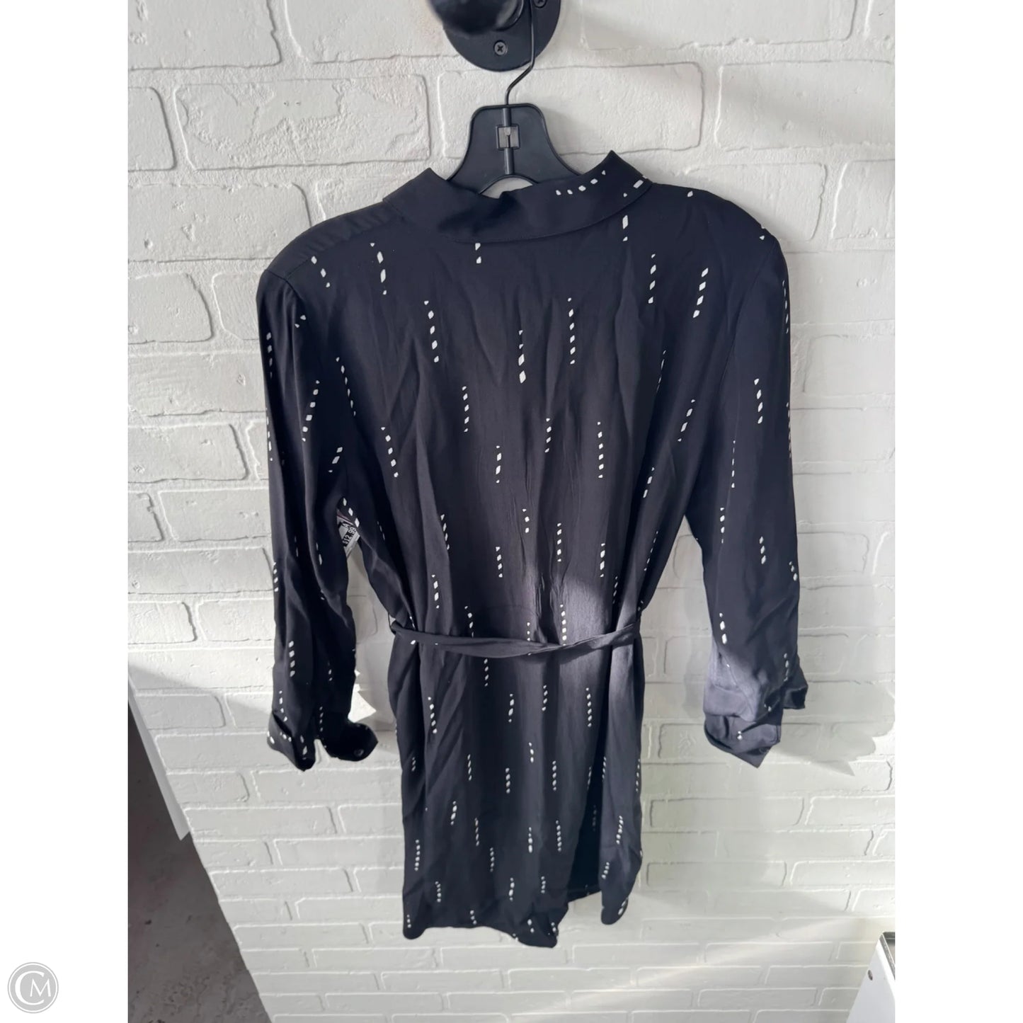 Dress Casual Short By Ann Taylor In Black & White, Size: Sp