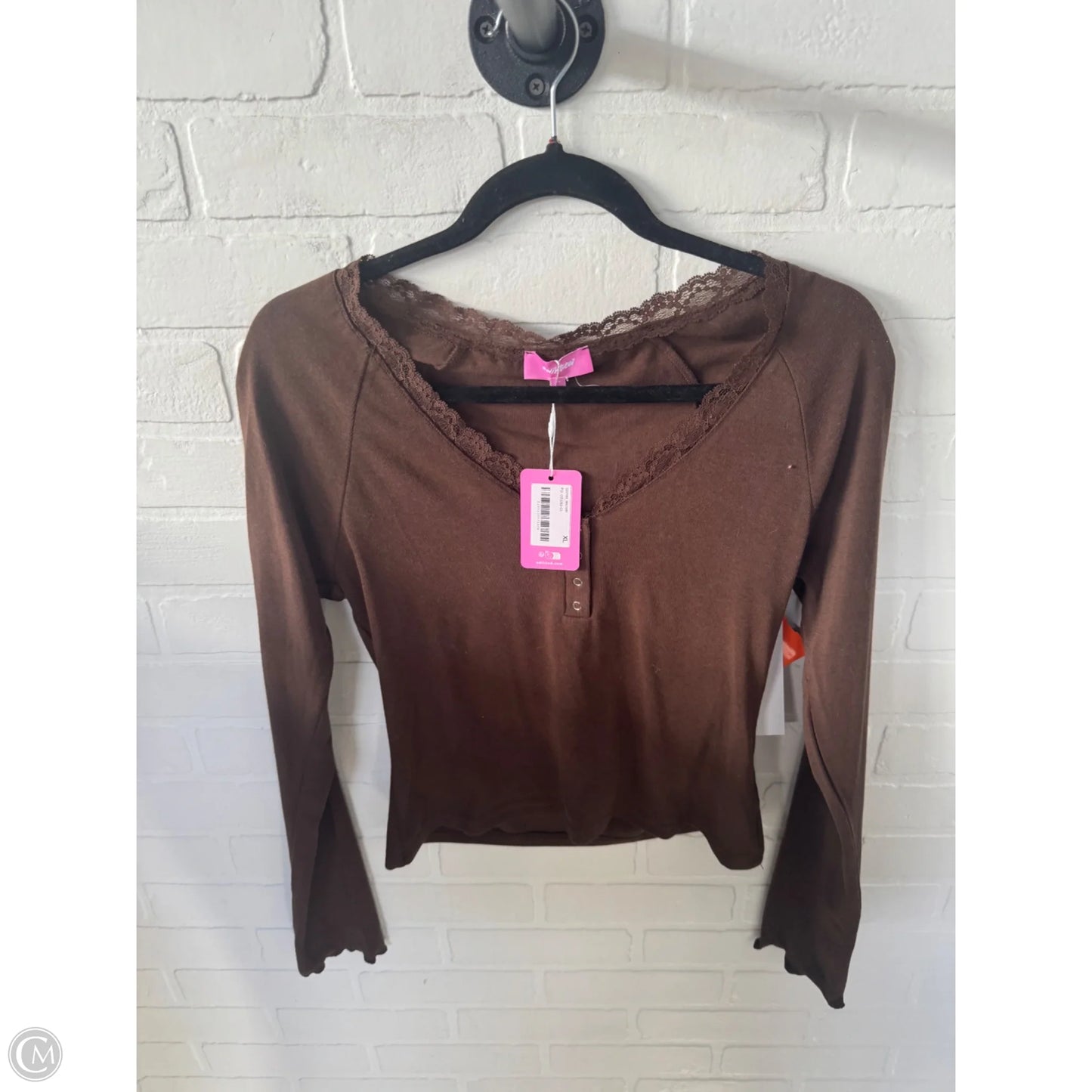 Top Long Sleeve By Edikted In Brown, Size: Xl