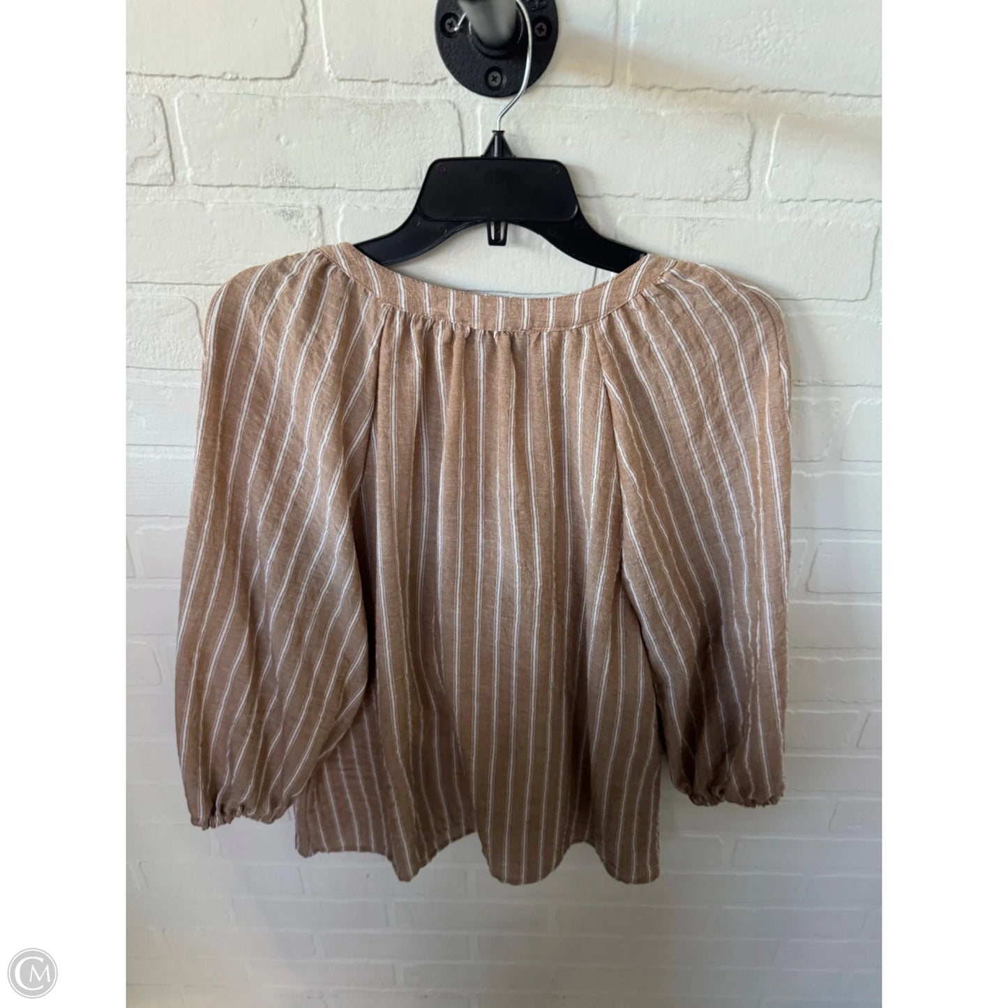 Top 3/4 Sleeve By Cece In Tan & White, Size: L