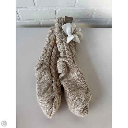 Socks Designer By Ugg In Tan & White, Size: L