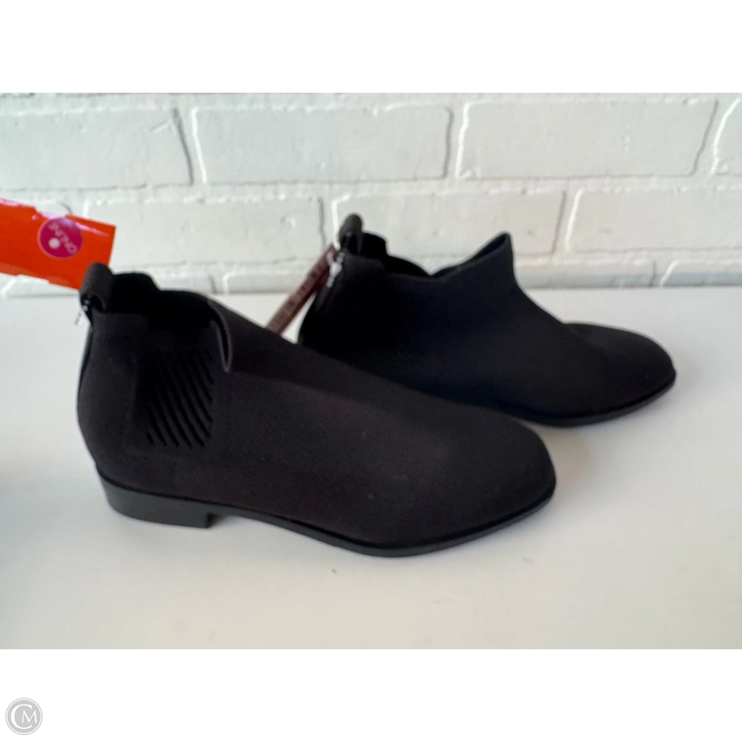 Boots Ankle Flats By Vivaia In Black, Size: 5.5