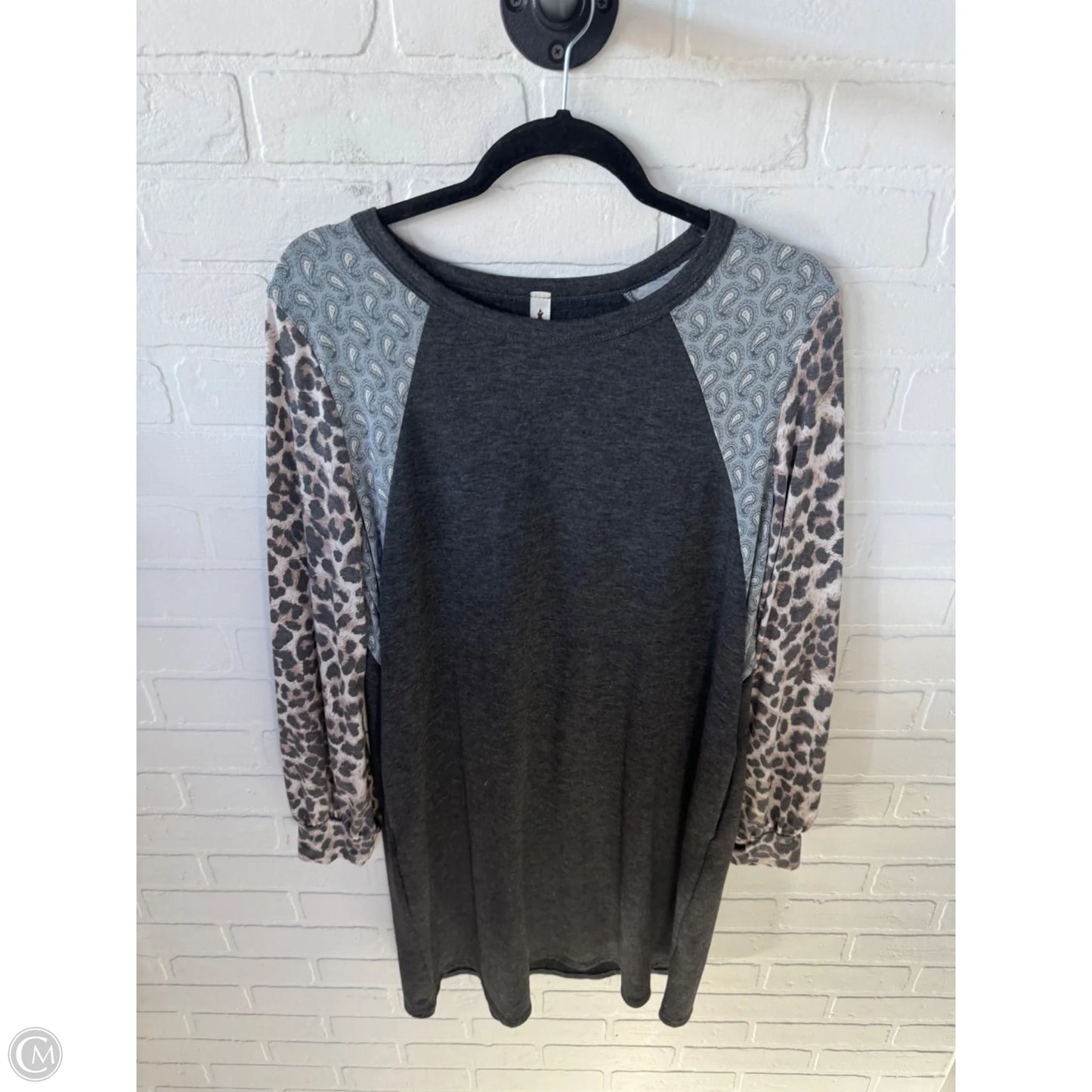 Dress Casual Short By Vanilla Bay In Grey, Size: L