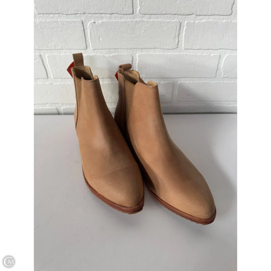 Boots Ankle Flats By Clothes Mentor In Tan, Size: 10