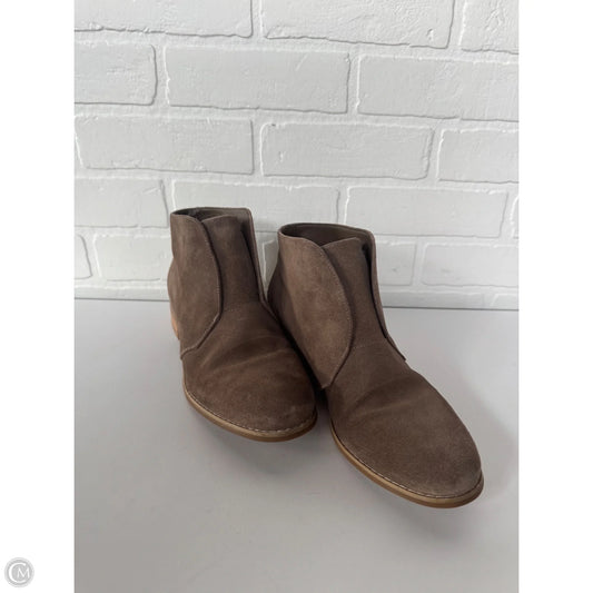 Boots Ankle Flats By Blondo In Brown, Size: 9