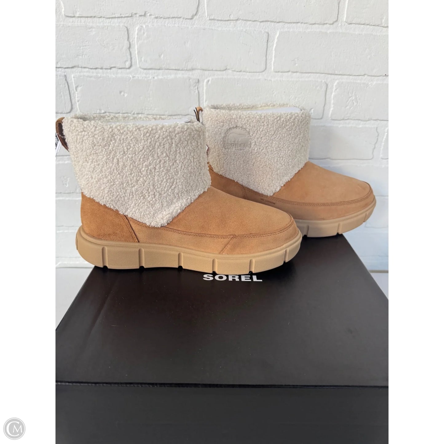 Boots Snow By Sorel In Tan & White, Size: 10
