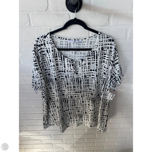 Top Short Sleeve By Notations In Black & White, Size: 3x