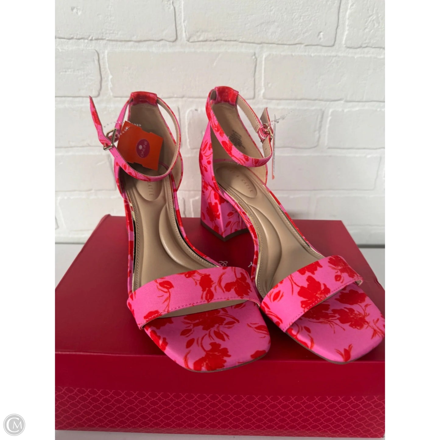 Sandals Heels Block By Kelly And Katie In Pink & Red, Size: 8