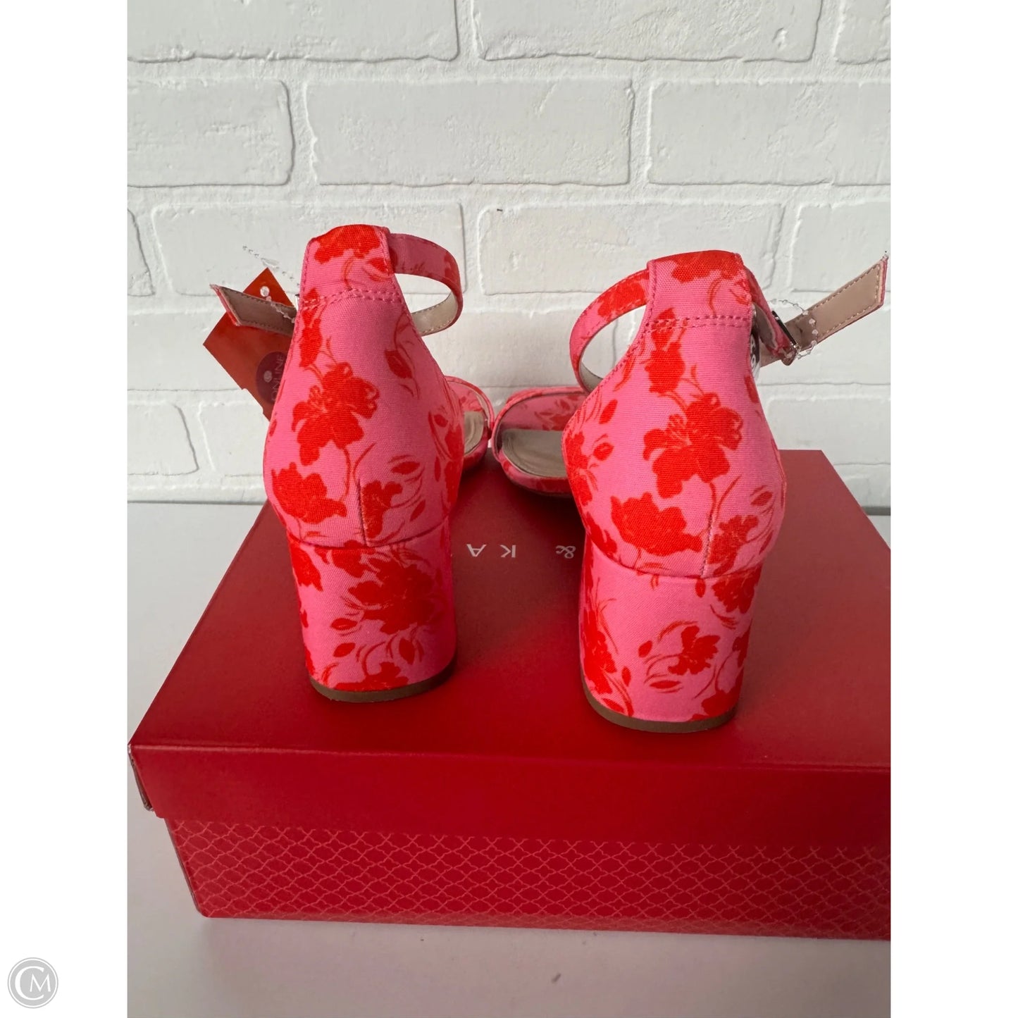 Sandals Heels Block By Kelly And Katie In Pink & Red, Size: 8